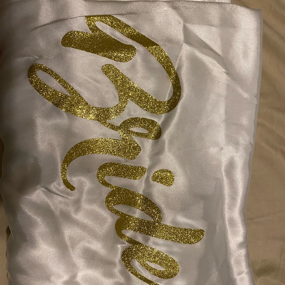 Bride robe. Used once for photo shoot.